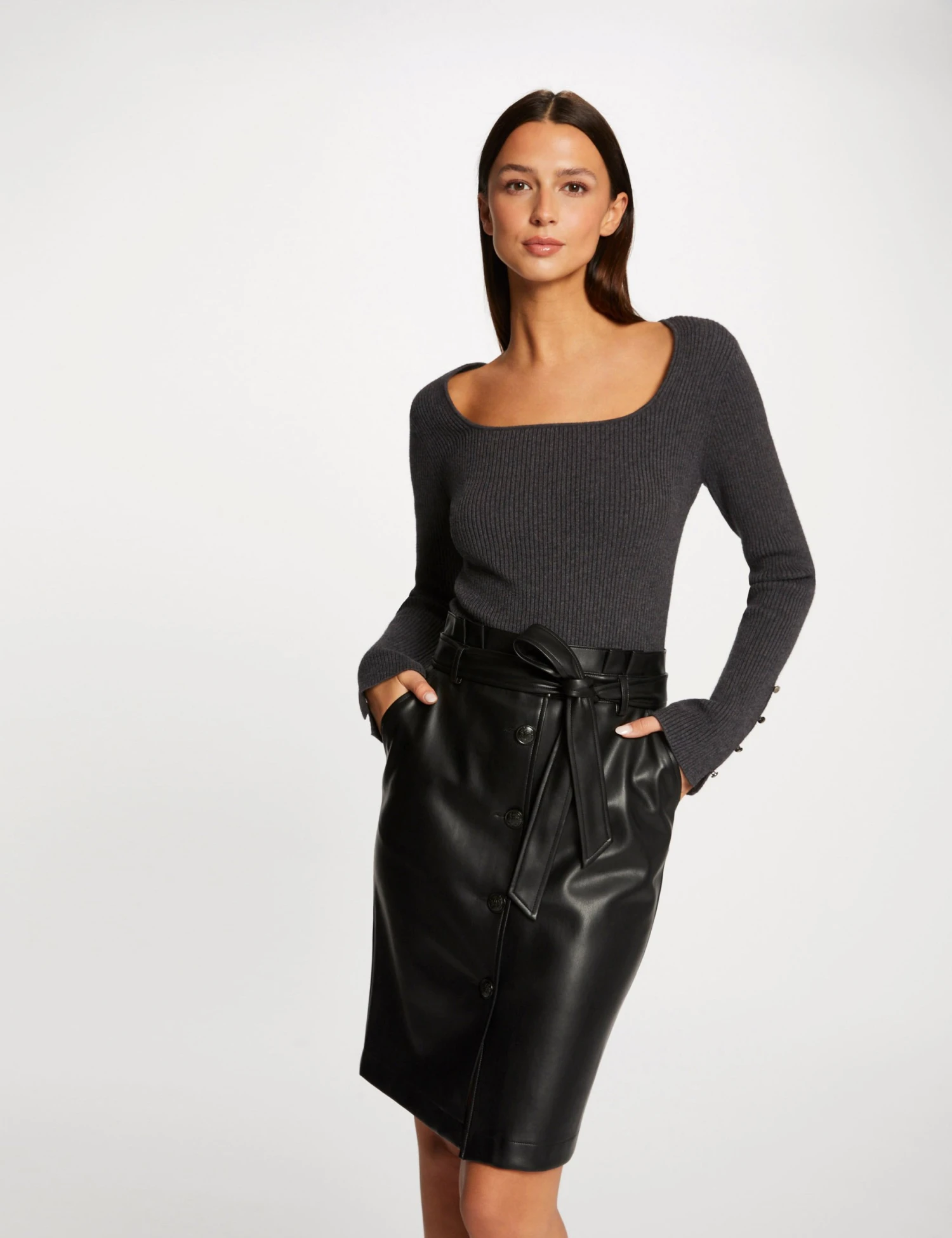 Jupe Droite Ceinturée Simili Cuir Noir Femme – Image 3