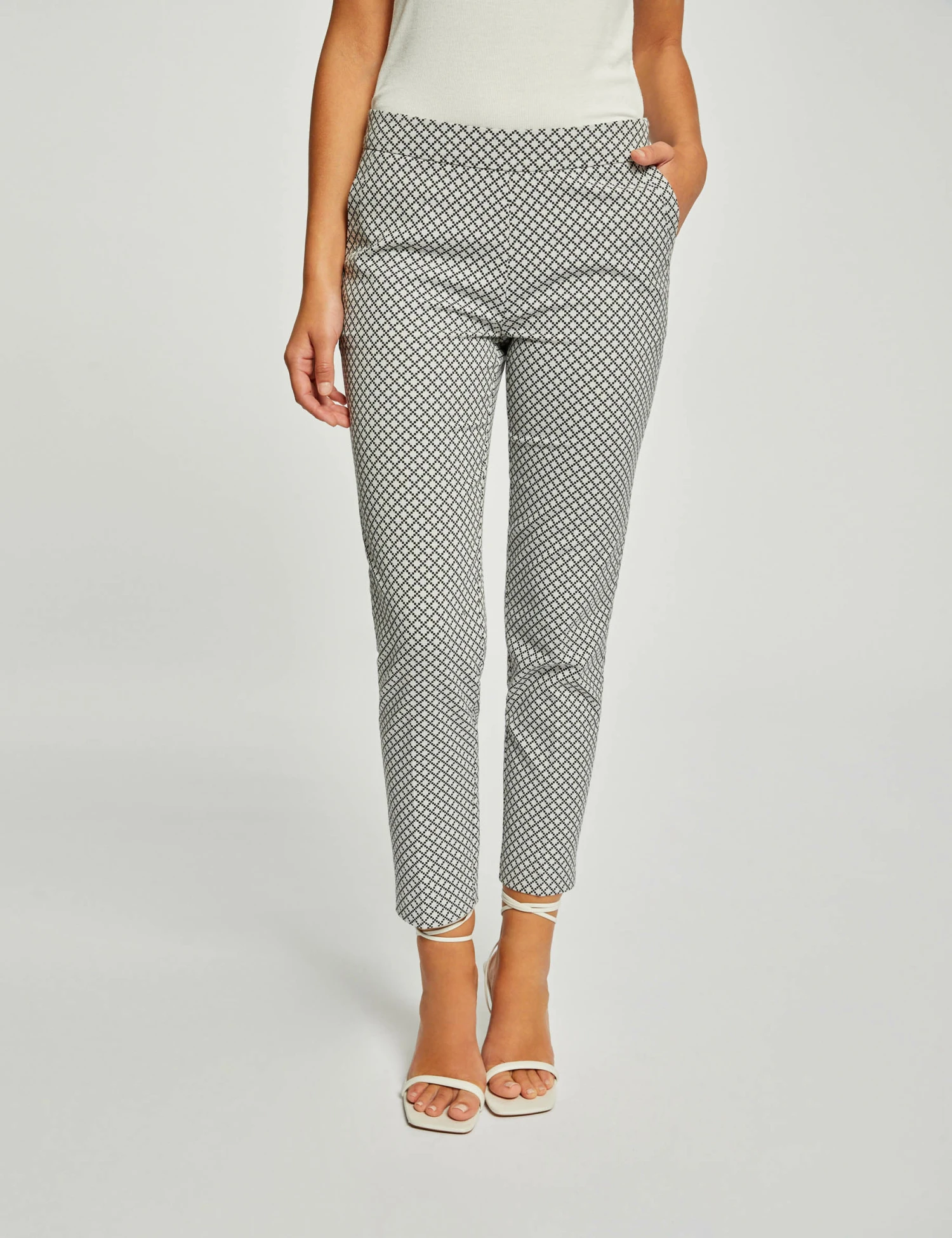 Pantalon Cigarette 7/8ème Imprimé Ecru Femme – Image 3