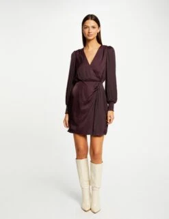 Robe Cintrée Drapée Satin Prune Femme