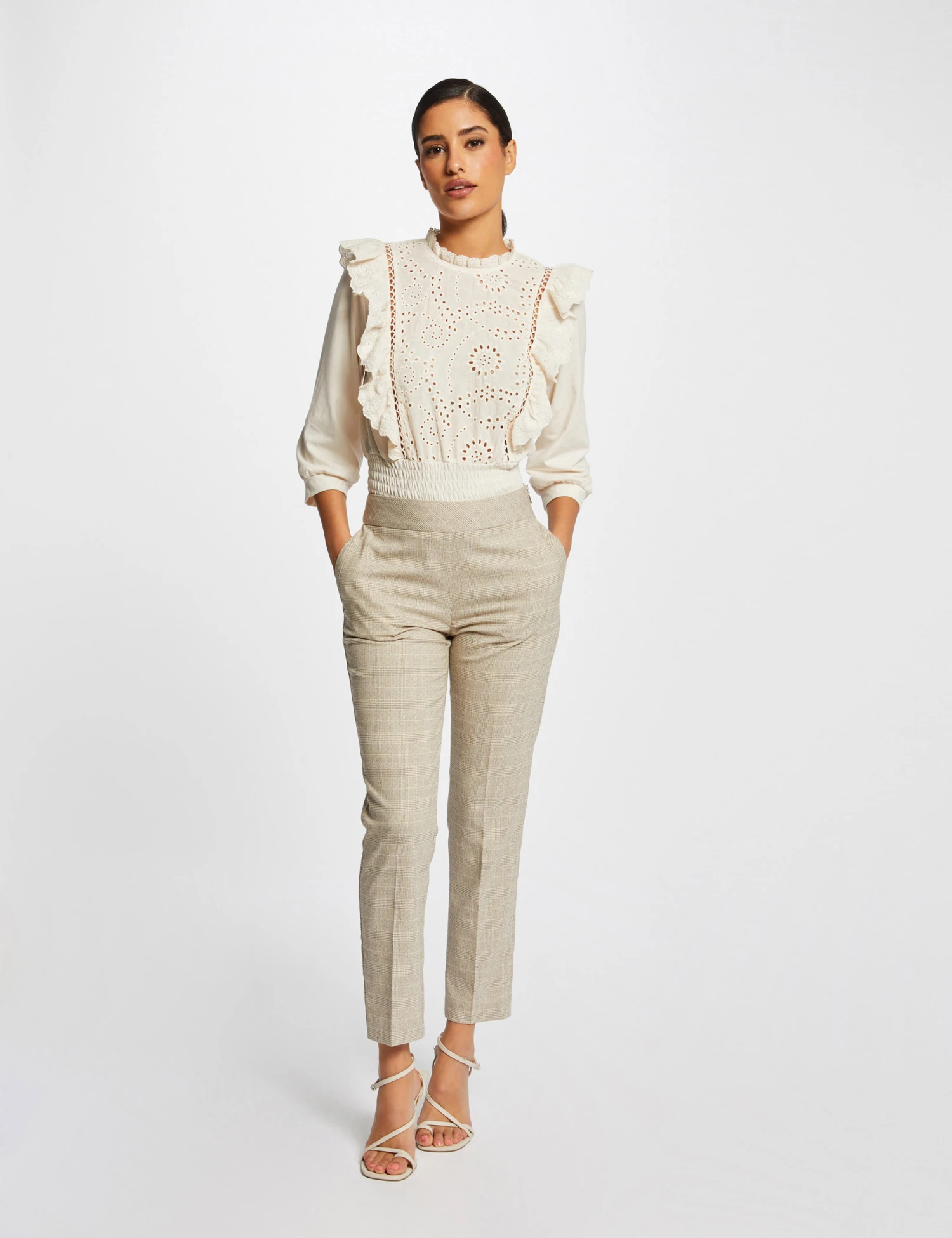 T-shirt Manches 3/4 Avec Broderie Ivoire Femme – Image 3