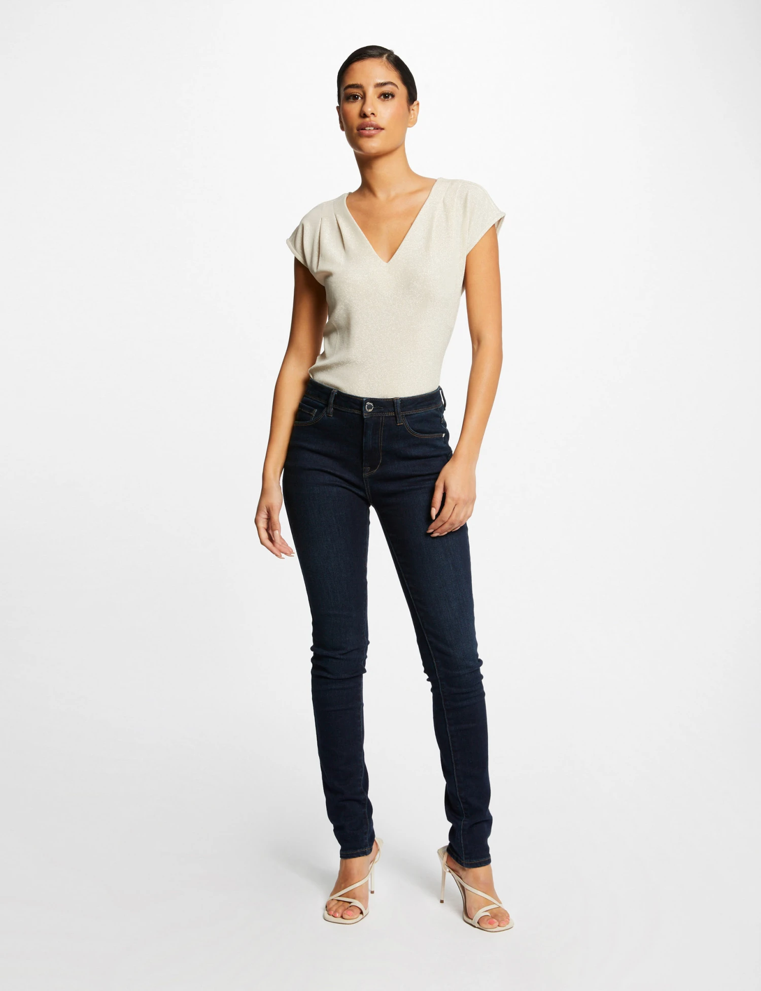 T-shirt Manches Courtes à Col En V Ivoire Femme – Image 3