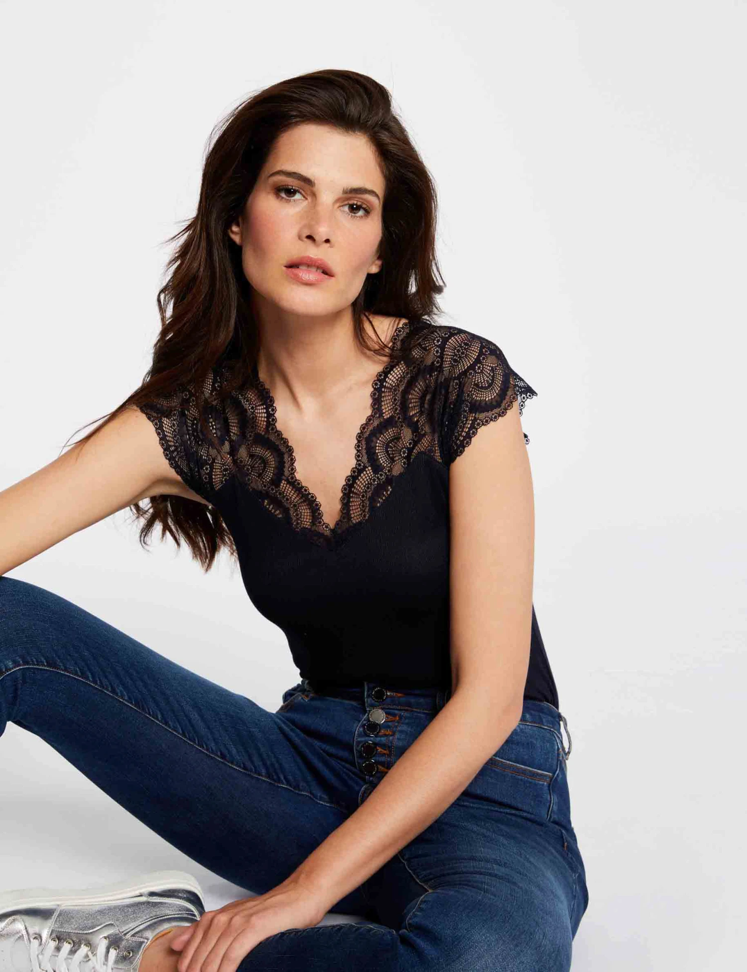 T-shirt Manches Courtes Ă Dentelle Marine Femme