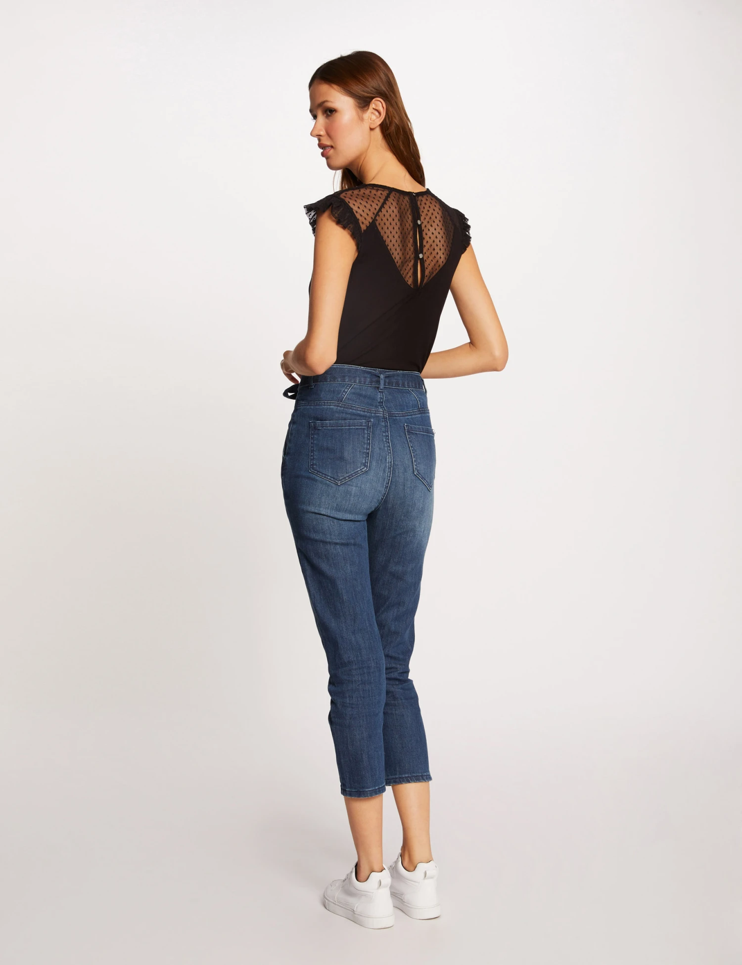 T-shirt Manches Courtes à Plumetis Noir Femme – Image 2